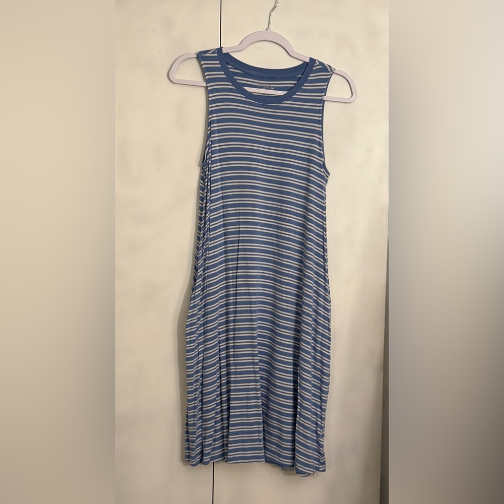 Swing Dress with pockets!